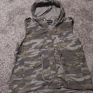 Zenana Outfitters Camouflage Vest